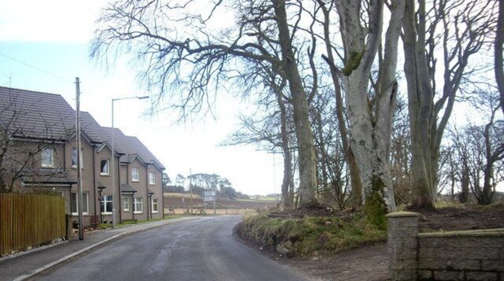 Approach to Tyrebagger/Westhill junction In Kirkton of Skene.