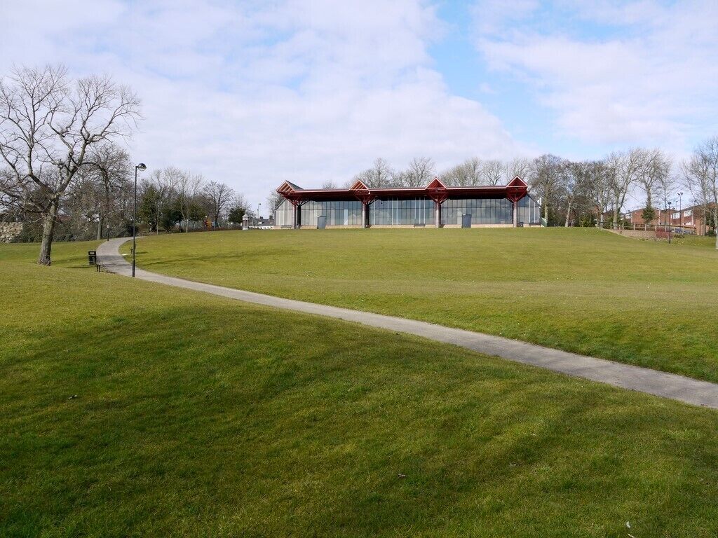 Elswick Park & Pool Looking up from the Westmorland Road end of the park towards the sports centre and swimming pool which re-opened on 1st October 2009 after a £1.1 million refurbishment. Elswick Park was opened to the public in 1881. Elswick Hall, built in 1803, had been abandoned due to rising costs and was eventually demolished about 1980, its site used for the Pool. http://www.twsitelines.info/Siteline.nsf/SMR/7C6776AF7F62C69F802576AF003E717C?opendocument