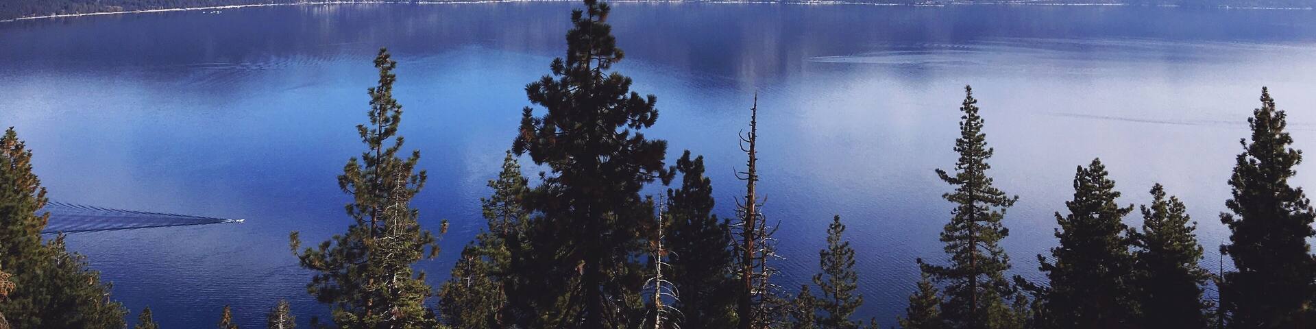 Lake Tahoe panoramic view, lake in the mountains, Sierra Nevada hike, Crystal Bay, historic stateline fire lookout, Brockway, kings beach, Tahoe vista, incline village, sand harbor