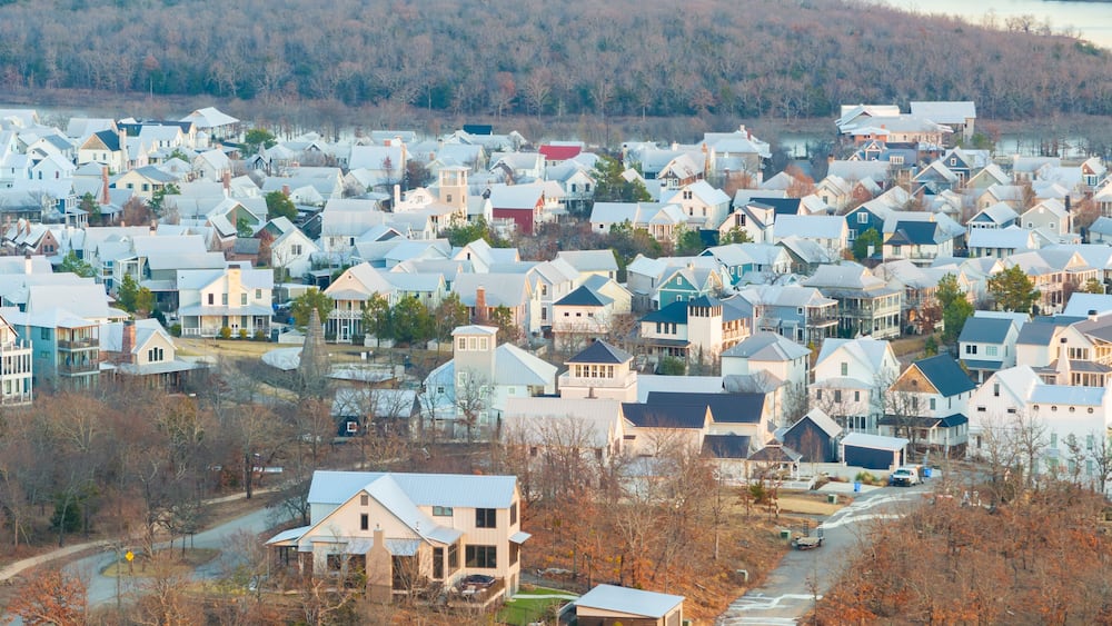 Lakeside houses and homes in Carlton Landing, Oklahoma resort town on Eufaula Lake