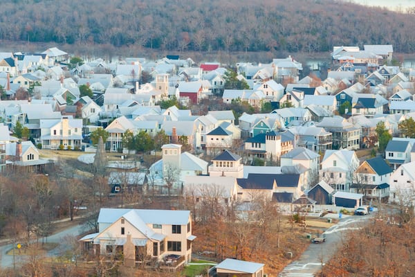 Lakeside houses and homes in Carlton Landing, Oklahoma resort town on Eufaula Lake