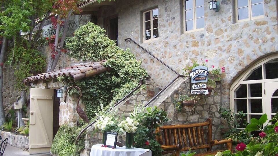 A must while in the Carmel/Monterey area...especially their Sunday brunch.