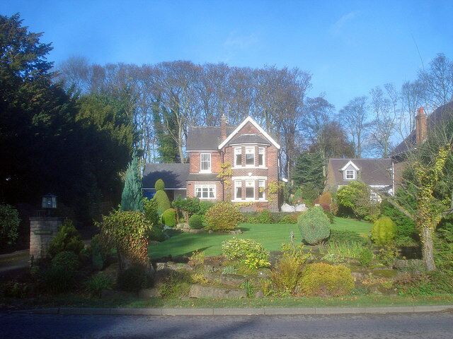 Detached house on Linby Lane "Inglewood" is one of several large houses on the east side of the village.
