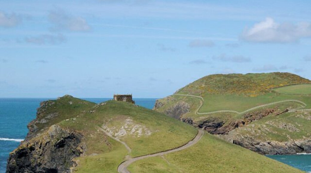 Doyden and Kellan. Looking north to Doyden Castle and Doyden Point. Beyond the inlet of Port Quin is Kellan Head.