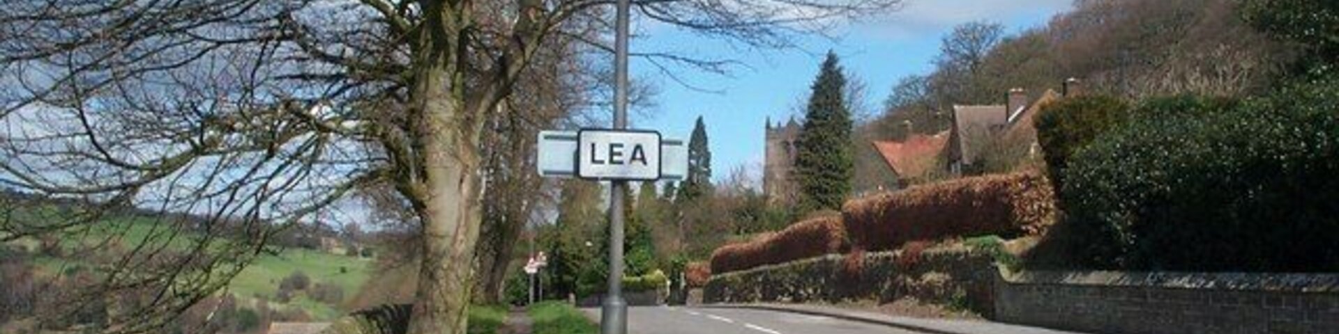 Lea Approaching Lea from Holloway.