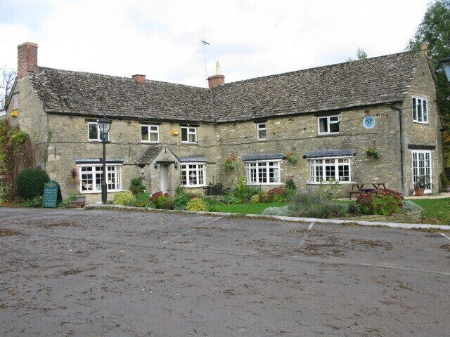 Old Spotted Cow pub, Marston Meysey