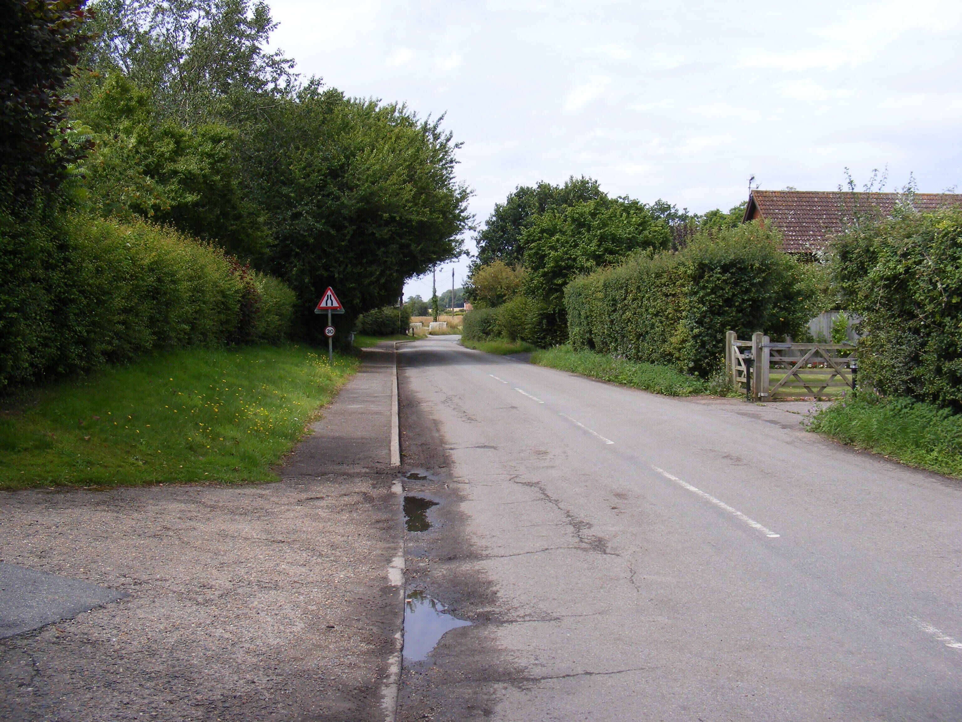 Low Road, Great Glemham Looking towards Framlingham