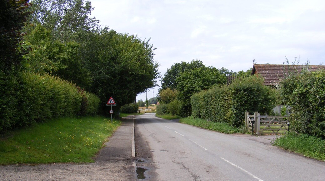 Low Road, Great Glemham Looking towards Framlingham