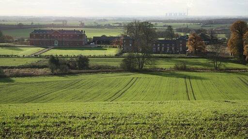 Glentworth Hall. Glentworth Hall 900560 and the Trent Valley from Middle Street