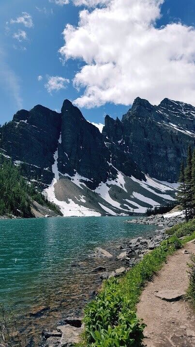 Absolutely mesmerizing view up at the Lake Agnes tea house. A bit of a hike to get there, but worth every second. Enjoy a quick lunch and explore around the lake, if you have time. The view from every angle is better than the last!
#InStone