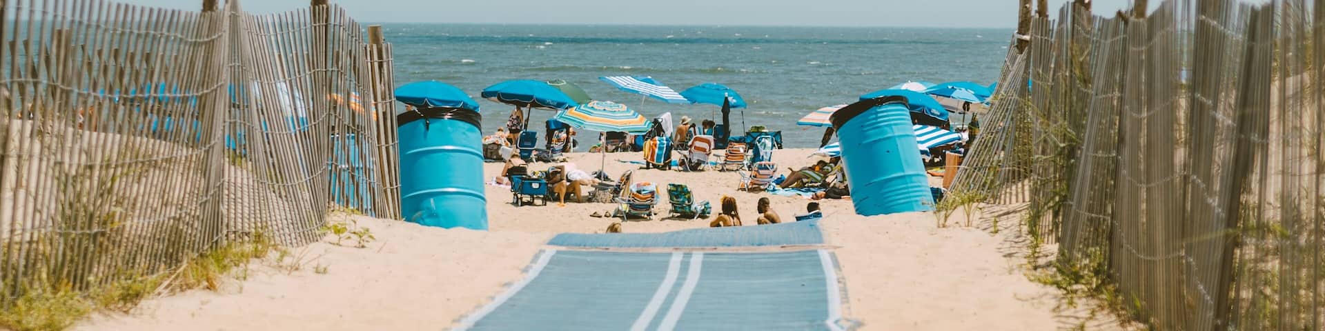 Entrance road to Rehoboth Beach, Delaware
