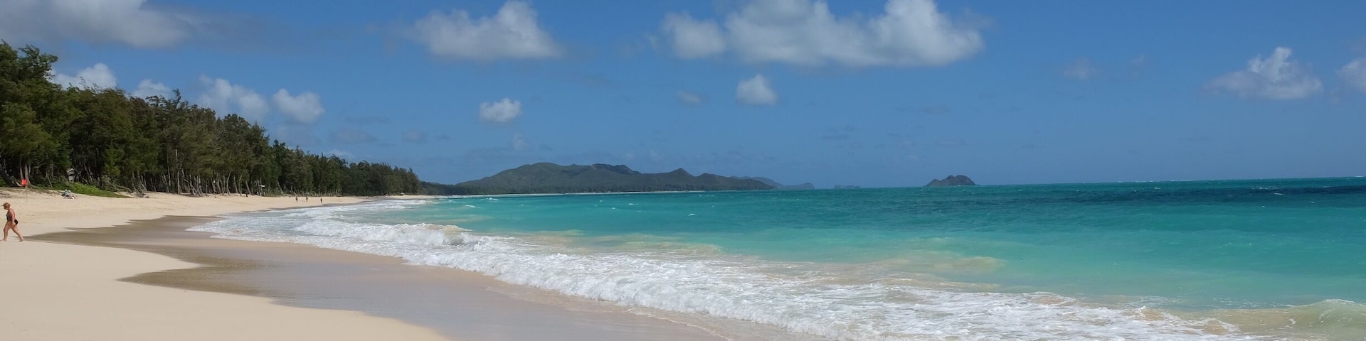 Very beautiful beach in Hawaii, the island of Oahu🌴