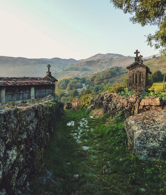 The old #village of #Brufe #minho #portugal ...The sense of community still persists here, and the ideals of mutual help and sharing among the inhabitants are the norm. #visitportugal #igersportugal #portugalalive #portugalcomefeitos #travelingram #instatraveling #traveltheworld #travelphotography #travel #instatravel #traveler #travelgram #traveling #instagood #photooftheday #instagrammers #igers #instatag #instagramanet #instaphoto #photogram
