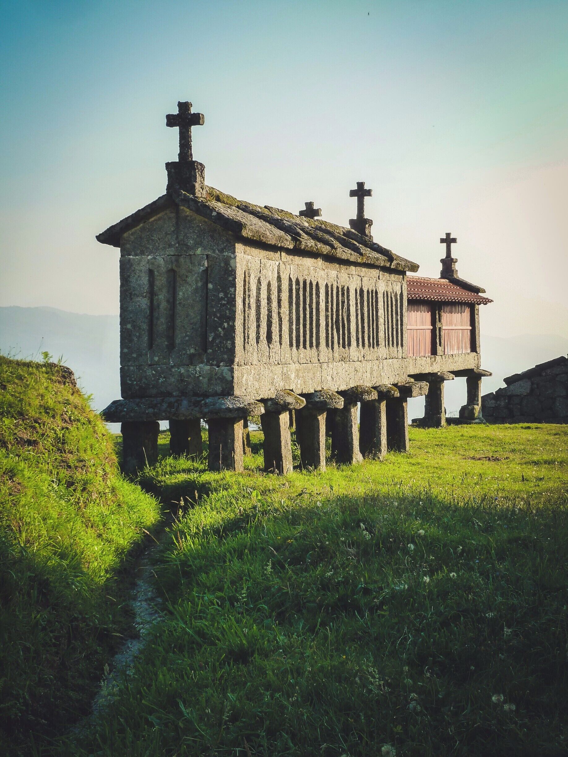 The old #village of #Brufe #minho #portugal ...The sense of community still persists here, and the ideals of mutual help and sharing among the inhabitants are the norm. #visitportugal #igersportugal #portugalalive #portugalcomefeitos #travelingram #instatraveling #traveltheworld #travelphotography #travel #instatravel #traveler #travelgram #traveling #instagood #photooftheday #instagrammers #igers #instatag #instagramanet #instaphoto #photogram 