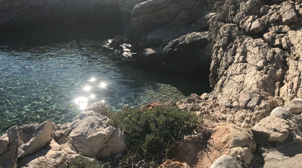 Hard to find between all the houses. But a wonderful an quiet place, especially not in main season