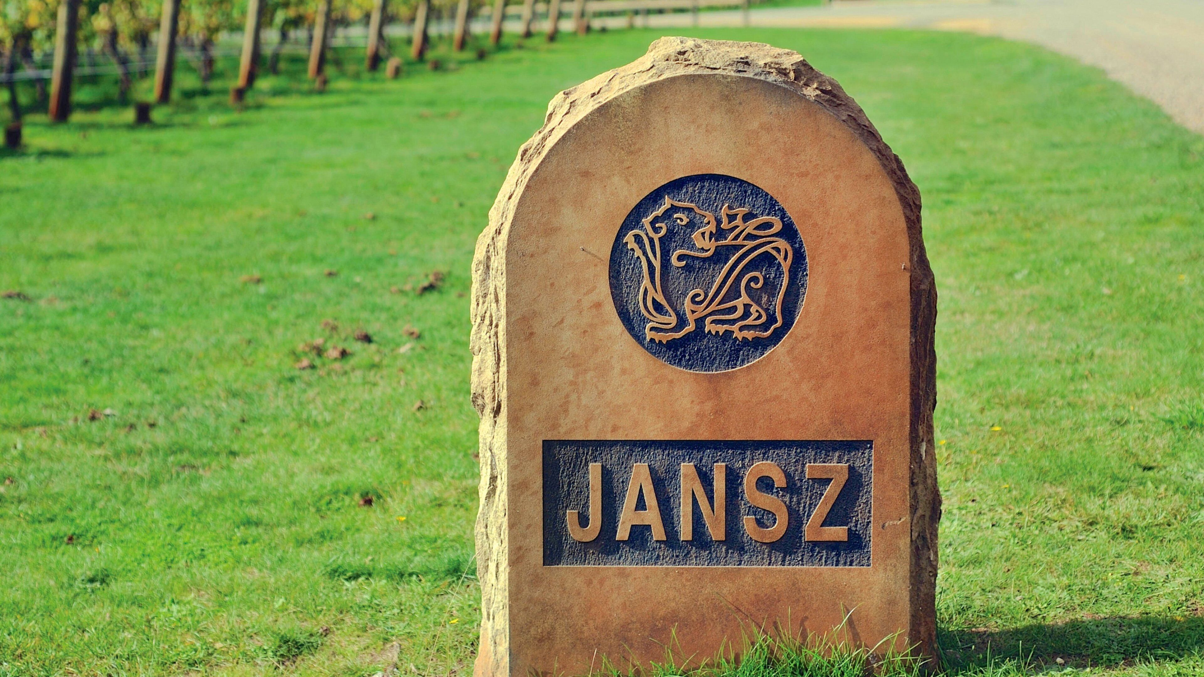 Tamar Valley showing signage