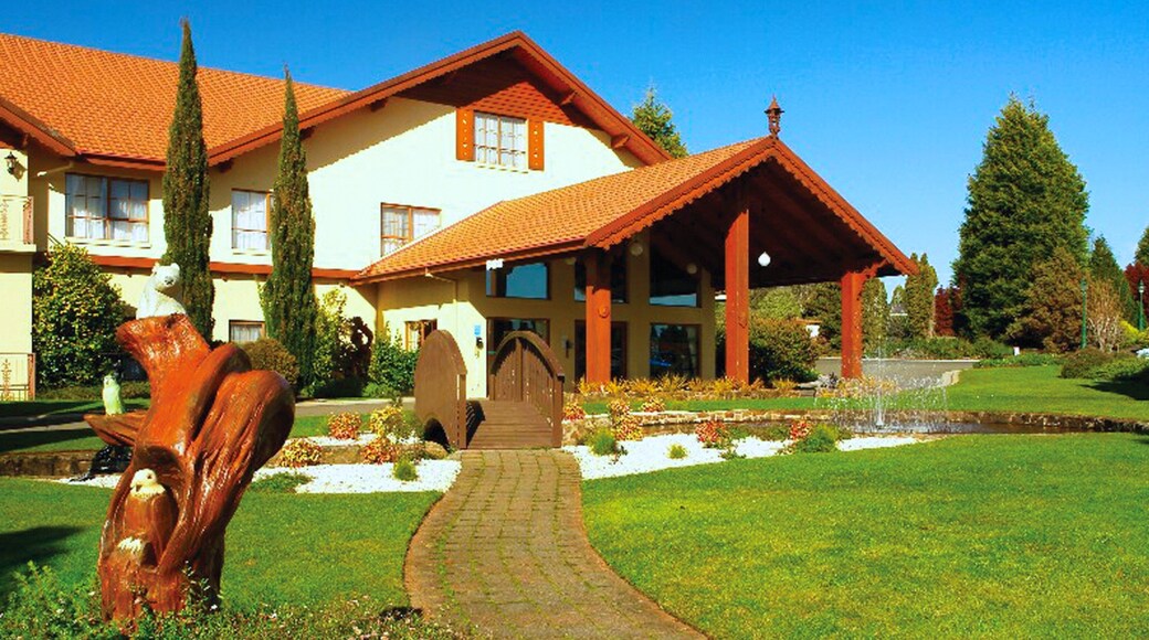 Tamar Valley which includes a house