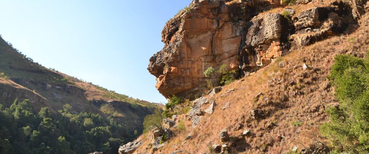 I found a giant turned to stone, while hiking the Gxalingenwa trail in Drakensberg, South Africa.
More info here: http://www.earthseeing.com/hiking-in-the-drakensberg-mountains/
#southafrica #landscape #africa #mountains