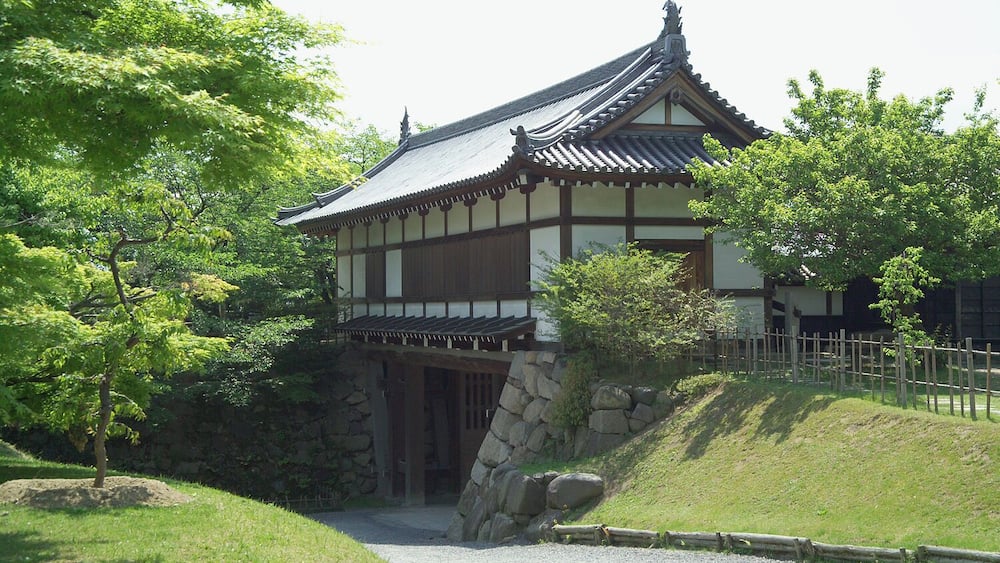 A gate at Kōriyama Castle in the city of Yamatokōriyama, Nara Prefecture, Japan