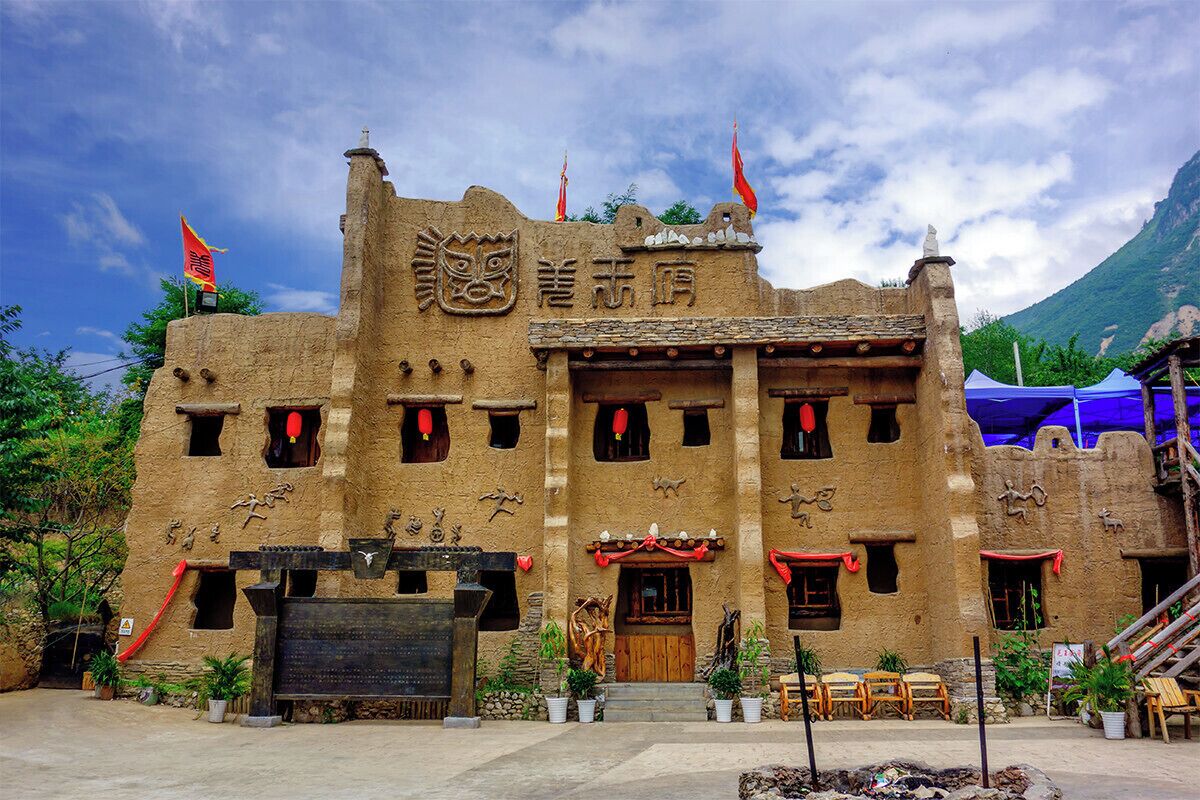 Sichuan #LuboVillage——The largest and oldest Yellow Mud Qiang Village in the world.

https://twitter.com/Beautifulgx
