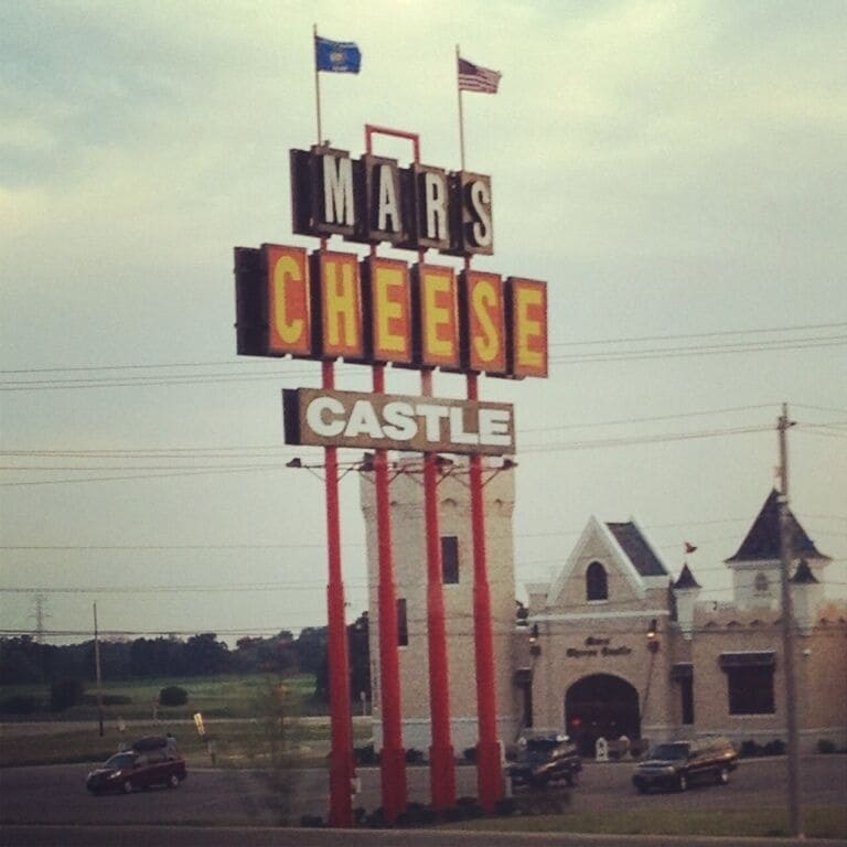 From MKE to ORD or vv. Cheese is king and cheese houses abound. This one is extremely ritzy. 