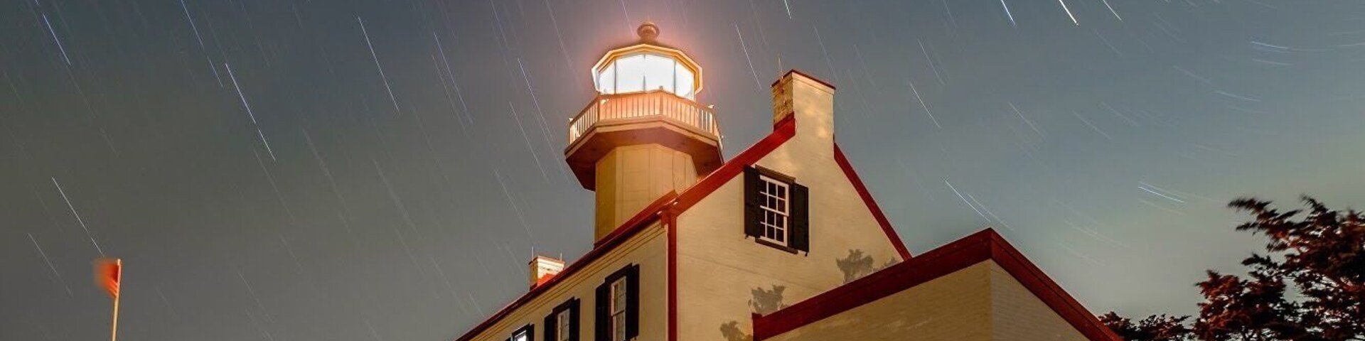 This is a lighthouse on the Delaware bay perfect for Astrophotgraphy such as star trails and milkyway . Being it’s on the coast of New Jersey although I have not shot at sunrise I’m sure would be ideal. #bvsblue