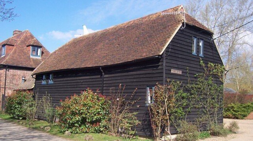 The Woolpack Converted barn in Grove Farm. On farm access road off West Street.