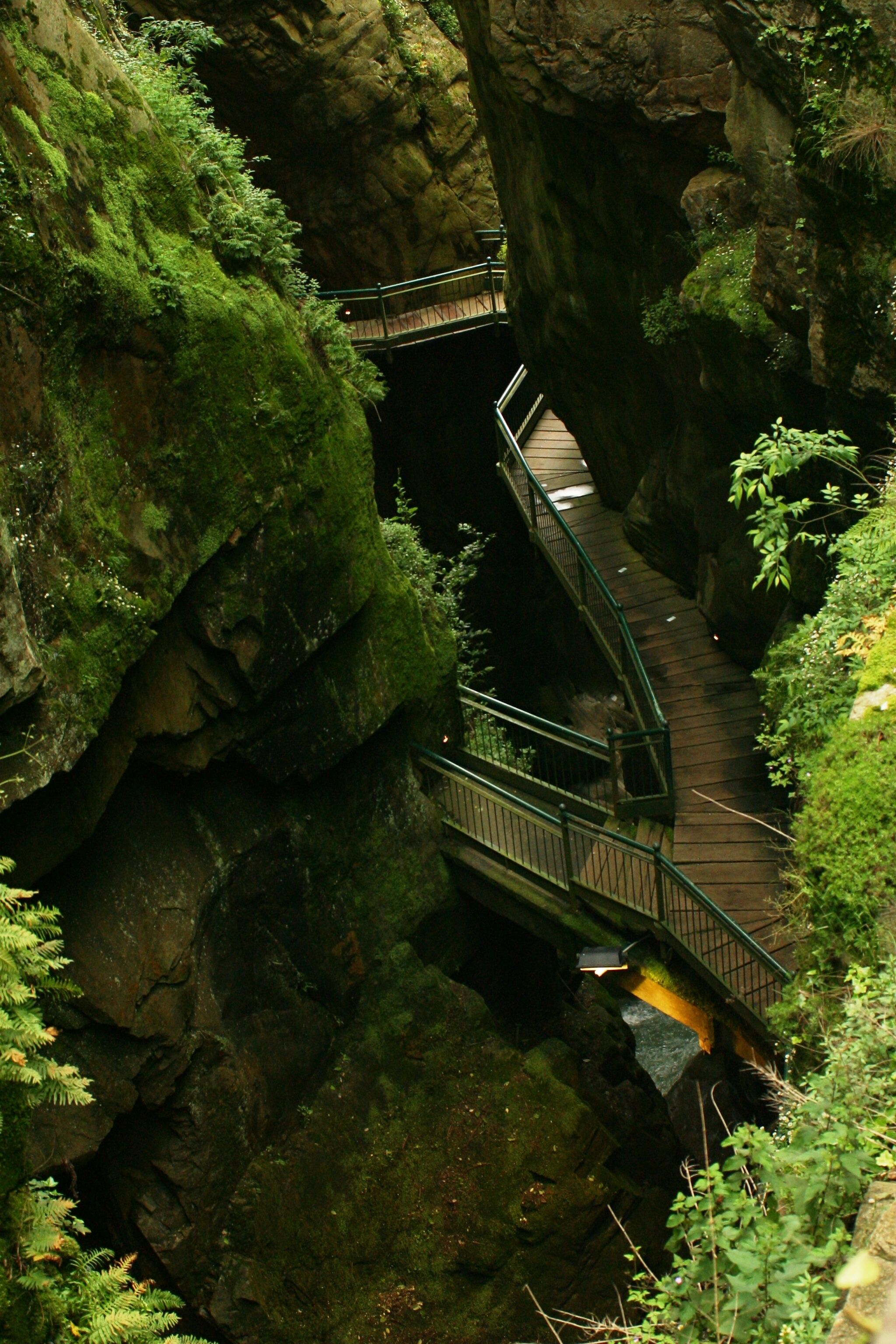 Orrido di Bellano (Lecco)