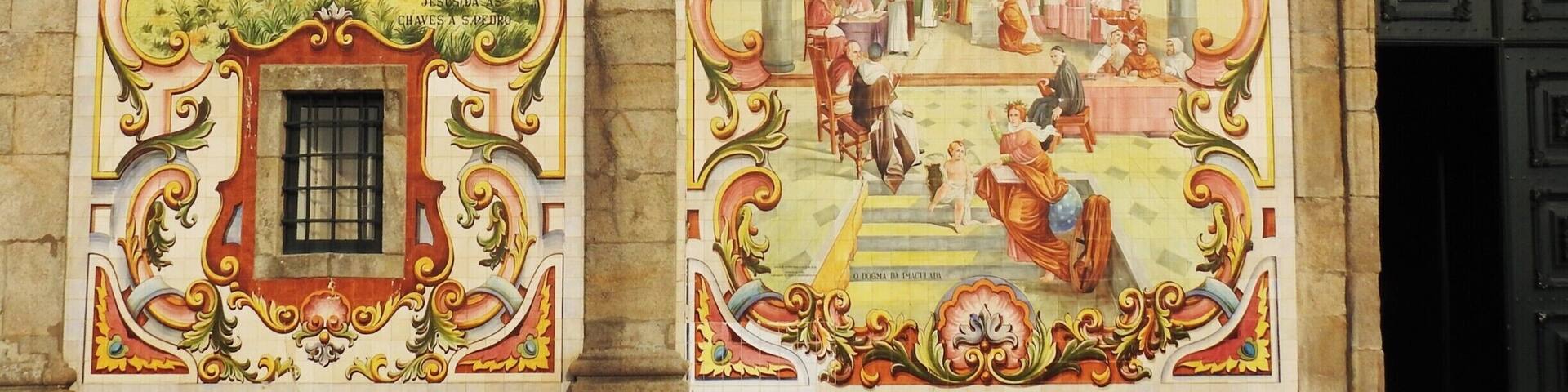 #Igreja #Church #IgrejaMatrizdeSantaMaria
A maravilhosa Igreja Matriz de Santa Maria de Válega tem a sua fachada principal em azulejos coloridos. O seu interior também é rico em azulejos coloridos e belos vitrais. É provavelmente uma das igrejas mais bonitas de Portugal.