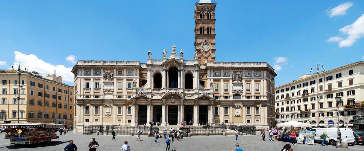 Basilica Santa Maria maggiore - Rome - outside