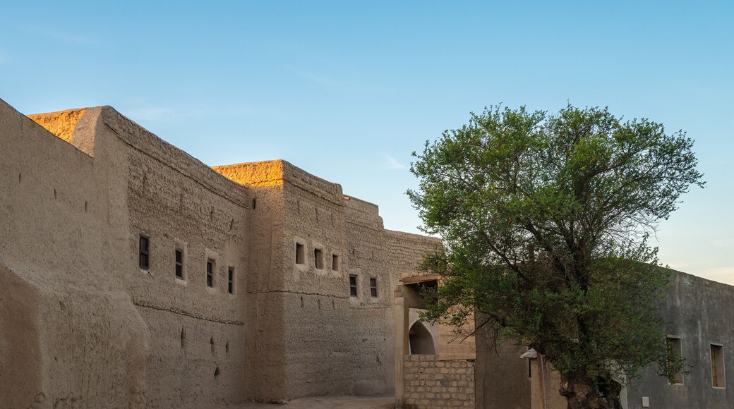 Adam Castle, Oman, ancient fortresses, cities of Arabia, sights of Oman