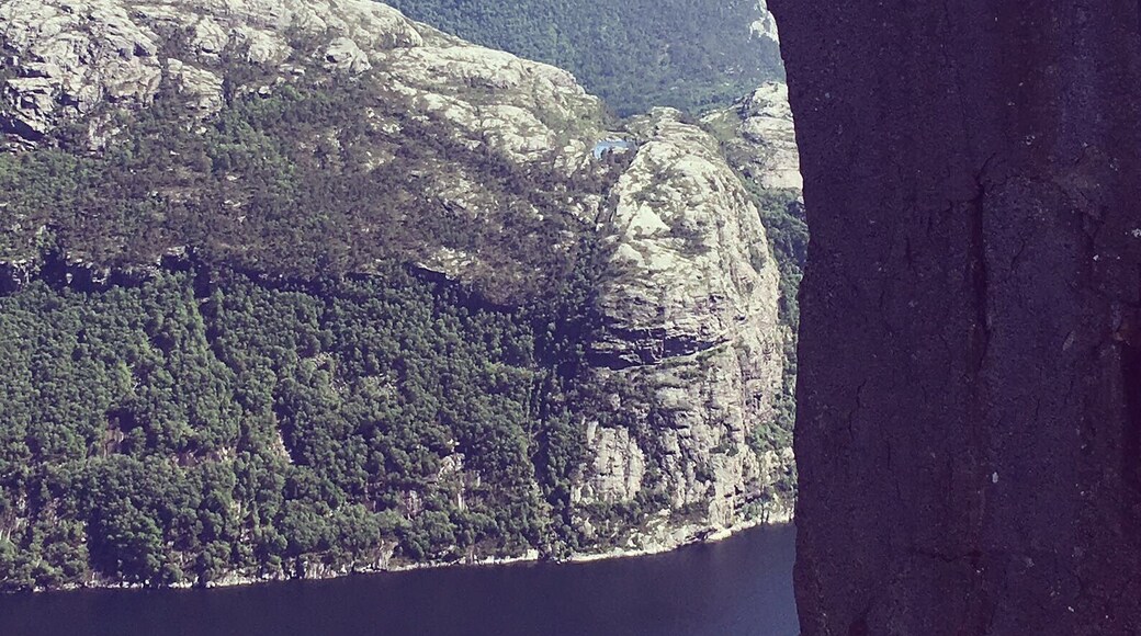Pulpit rock 👌⛰ incredible views