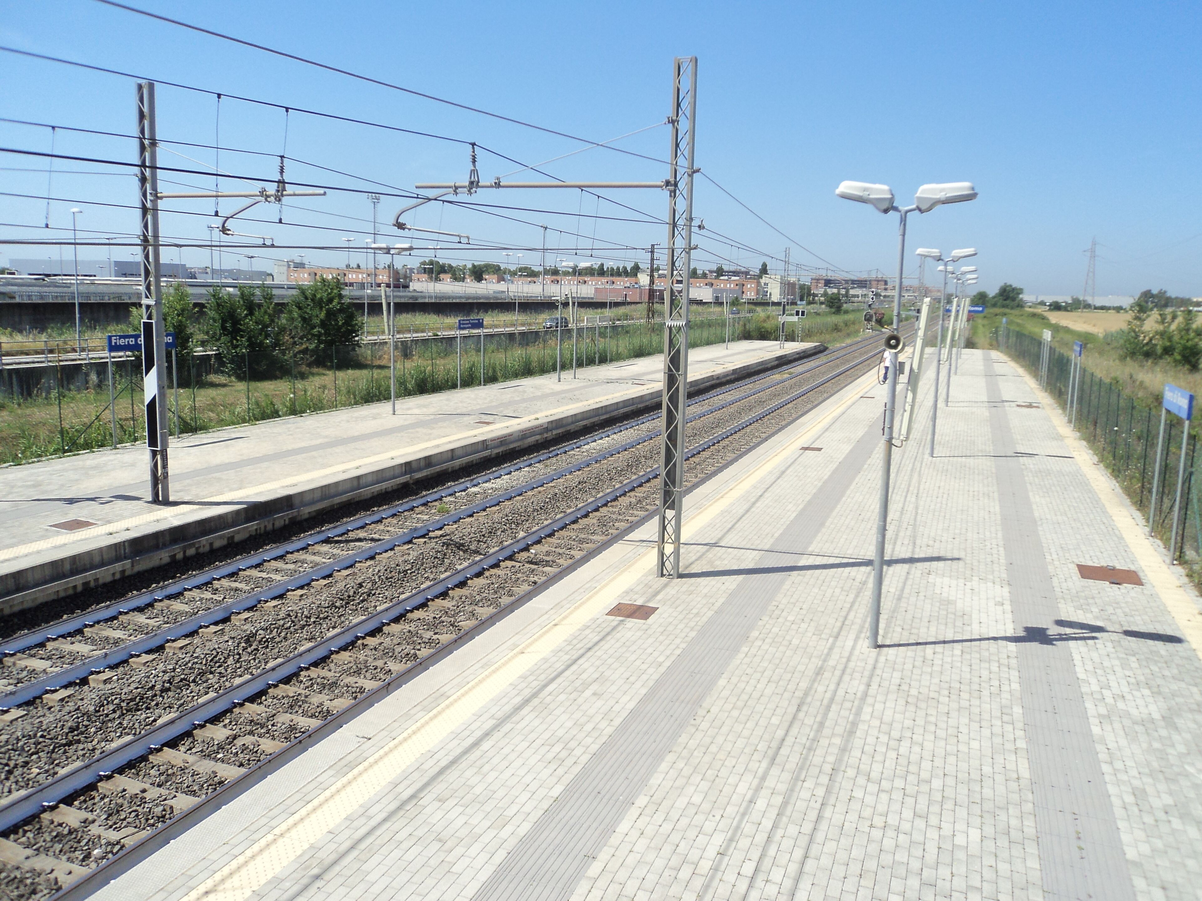 Fiera di Roma train station