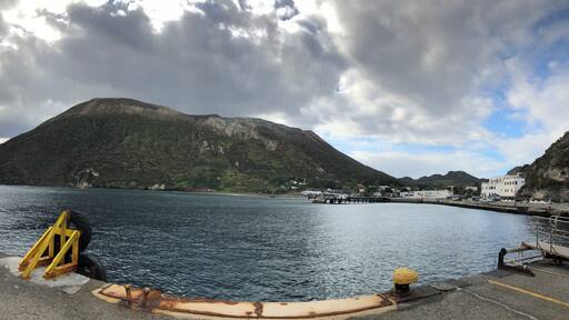 Porto di Levante (Vulcano)