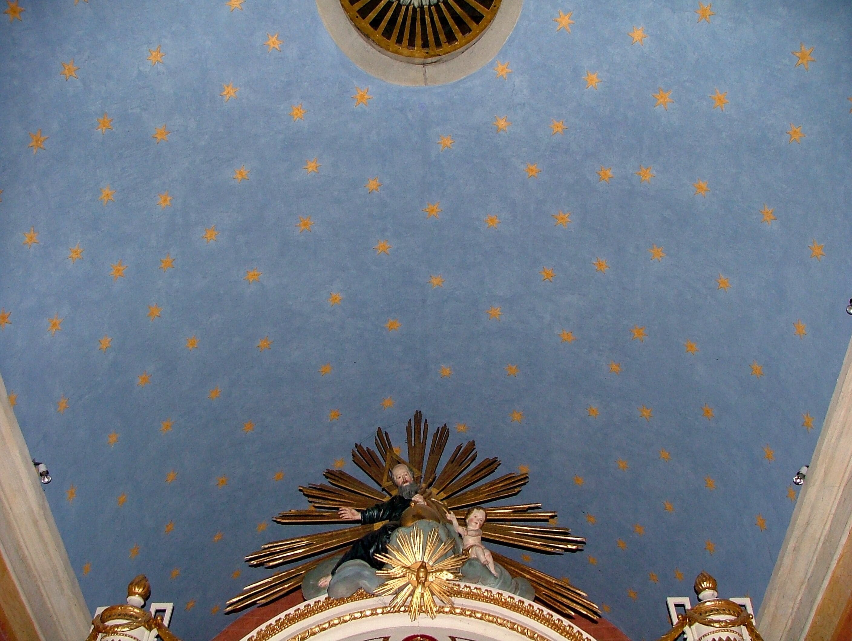 Blauer Nachthimmel mit Sternen