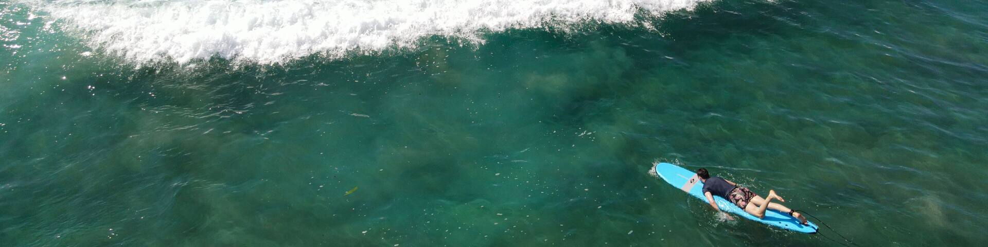 First waves in Costa Rica