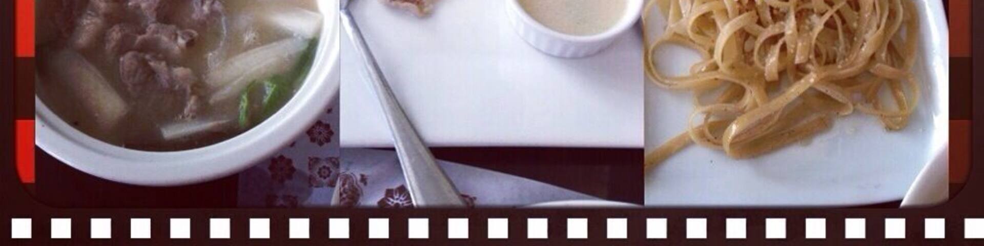 This is in Selera Restaurant, Davao City that just opened recently. It has many amazing dishes to offer. One of the best dishes are Sinigang na Baboy (a filipino soup that is known for its sour and savory flavor which has meat in it), crispy pata (crispy skins and meat of pig), kinilaw na isda (fresh fish with vinegar) and many others. Breathtaking it is. đđČđŽ