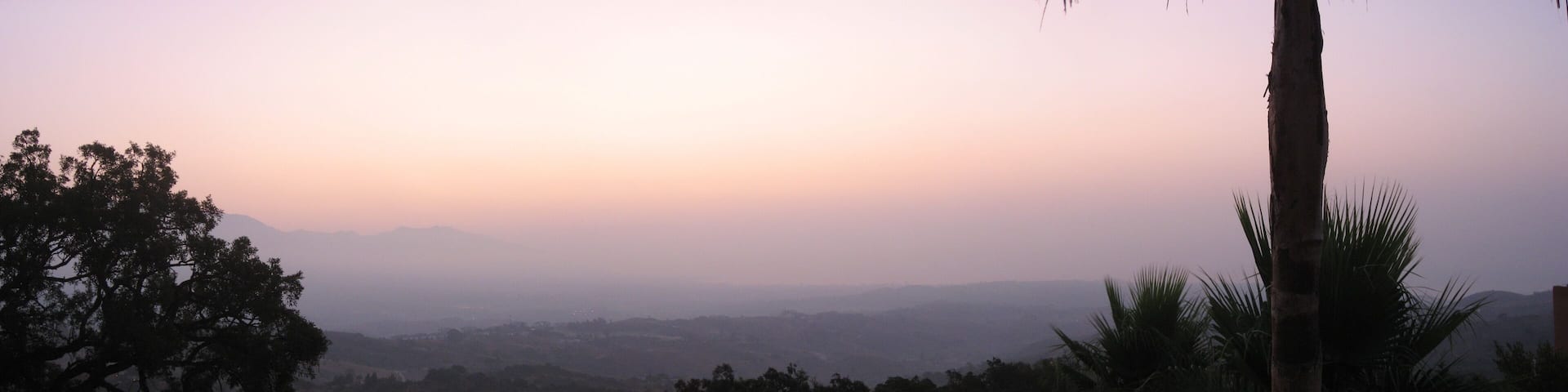 Vista Levante desde la Urbanizacion El Soto de Marbella