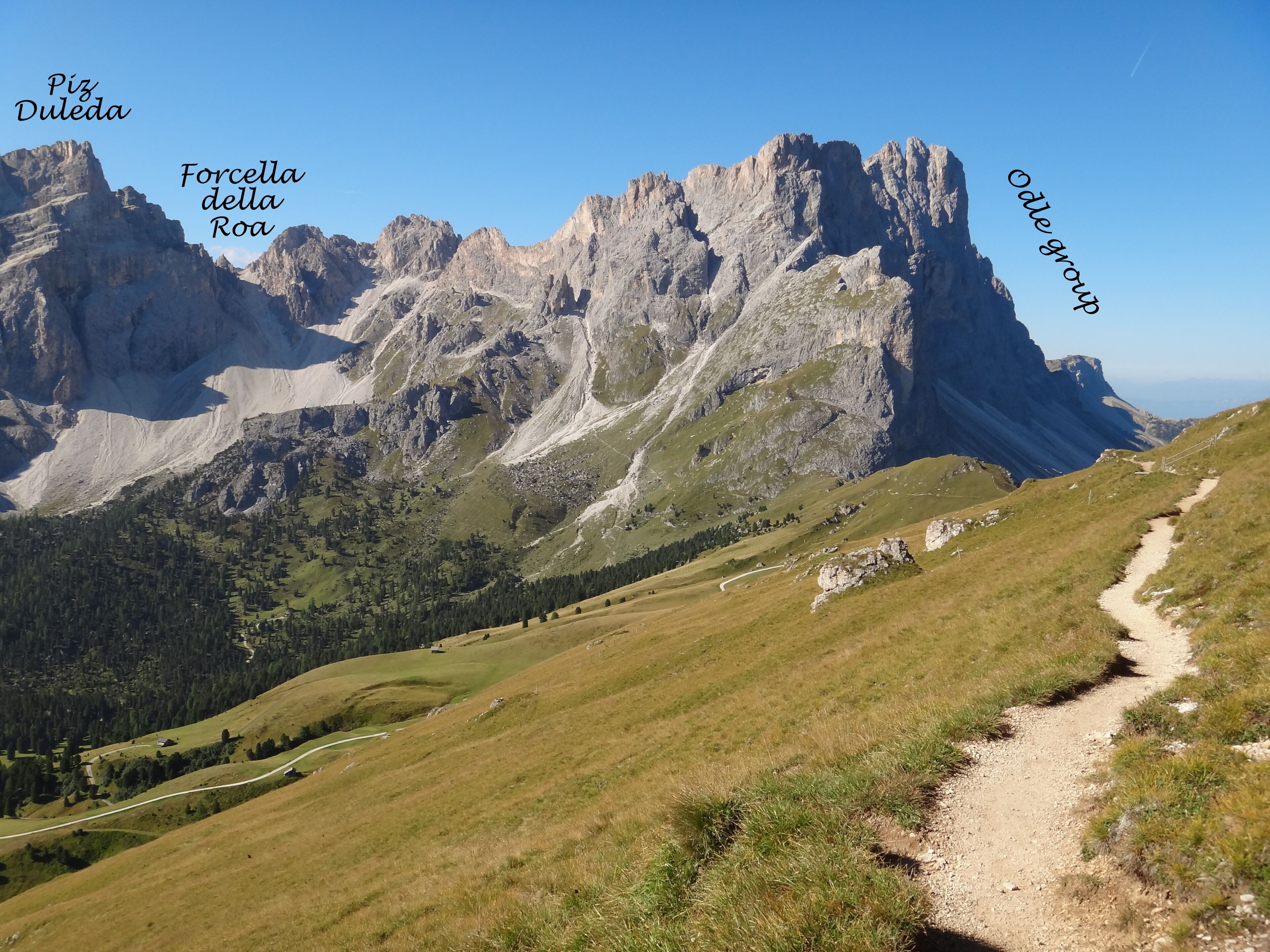 Dolomites - Alta Via 2: Stage 02-11 Rifugio Genova to Rifugio Puez