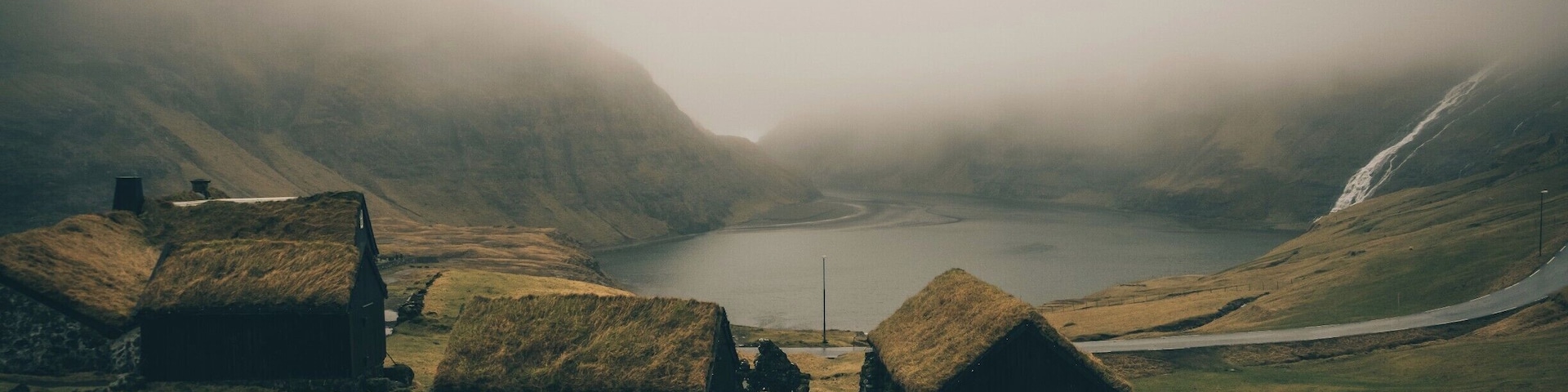 What a fantastic place. Love to mow the roofgrass here.
#hiking #nature #faroeislands #saksun #earth #places
Feel free to follow my travels on:
https://www.facebook.com/ShotByCanipel/
https://www.instagram.com/canipel/