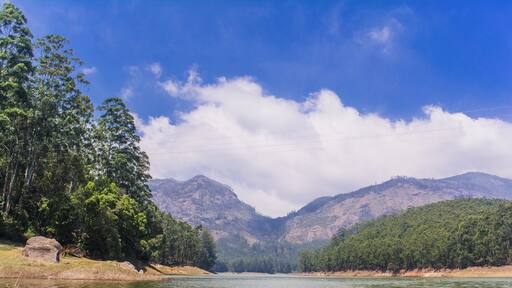 The Mattupetty Dam is a storage concrete gravity dam, constructed under the Pallivasal Hydro Electric Project in the late 1940, for the purpose of water conservation and power generation.