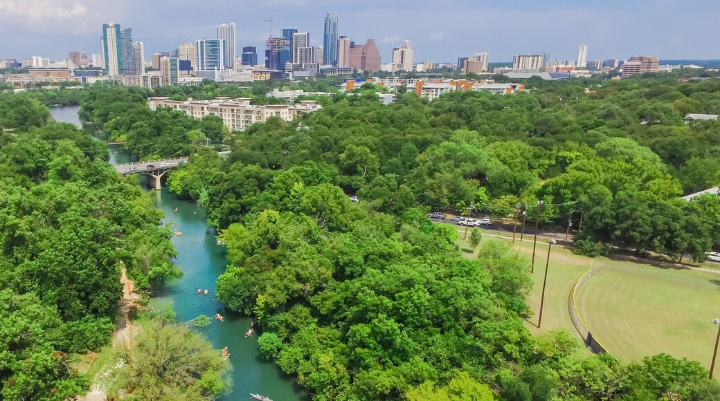 ๋ฐํด ํฌ๋ฆญ