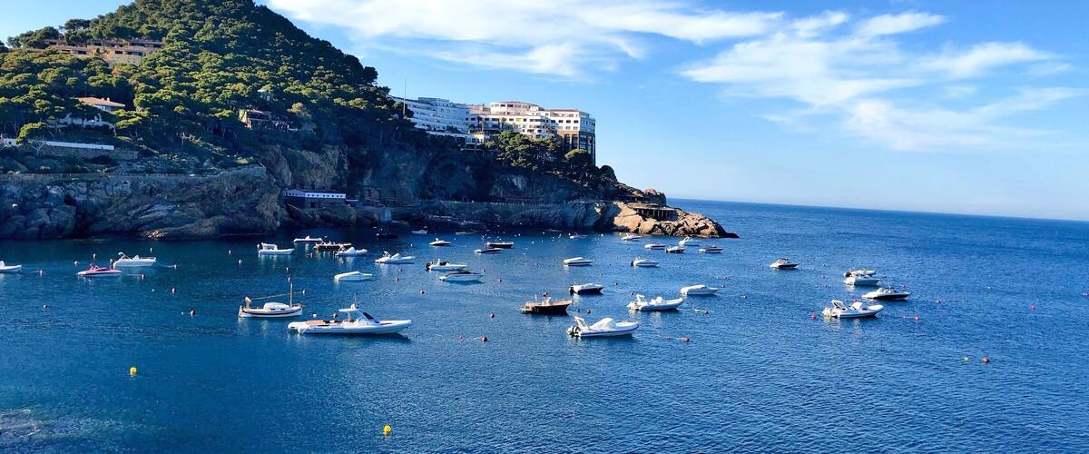 Brief hike on the Cami de Ronda near Sa Tuna in Costa Brava
