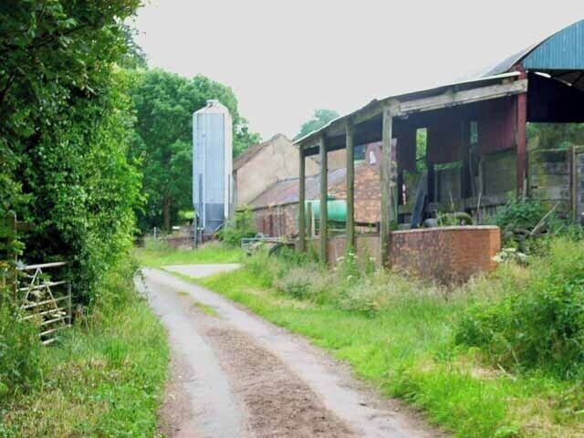 Barn and silo near Fulford.