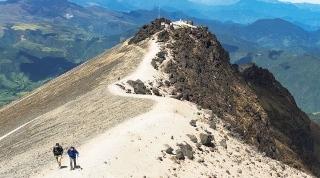 Guagua pichincha, una bella vista de Quito y sus alrededores, una experiencia que vale la pena si visitas con tiempo la capital de Ecuador.