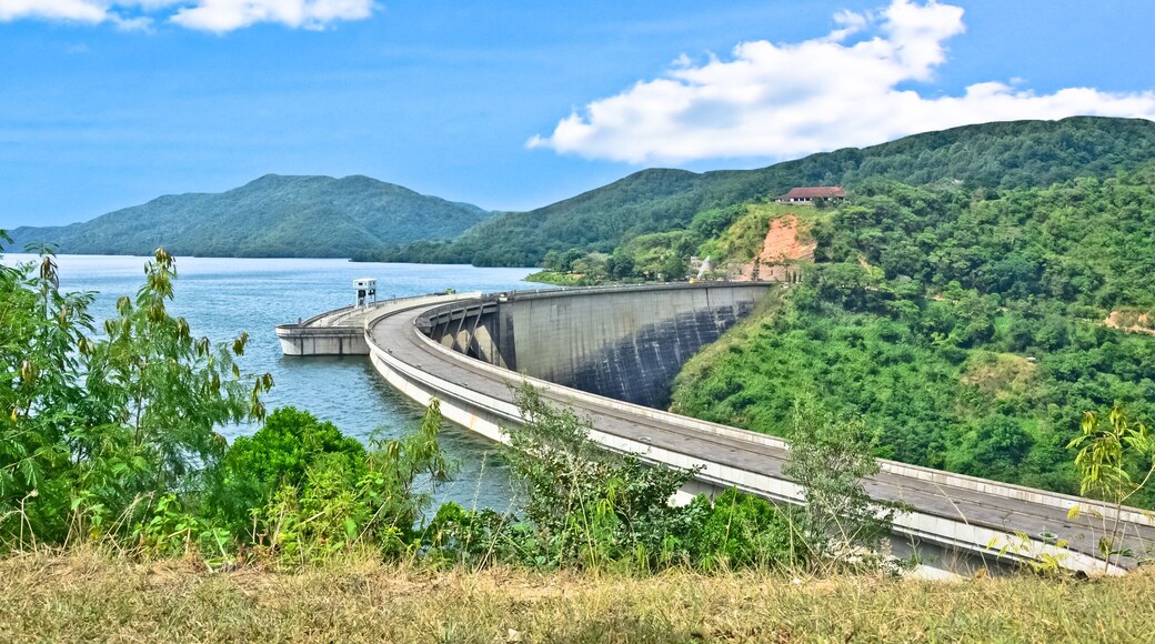 Victoria Dam