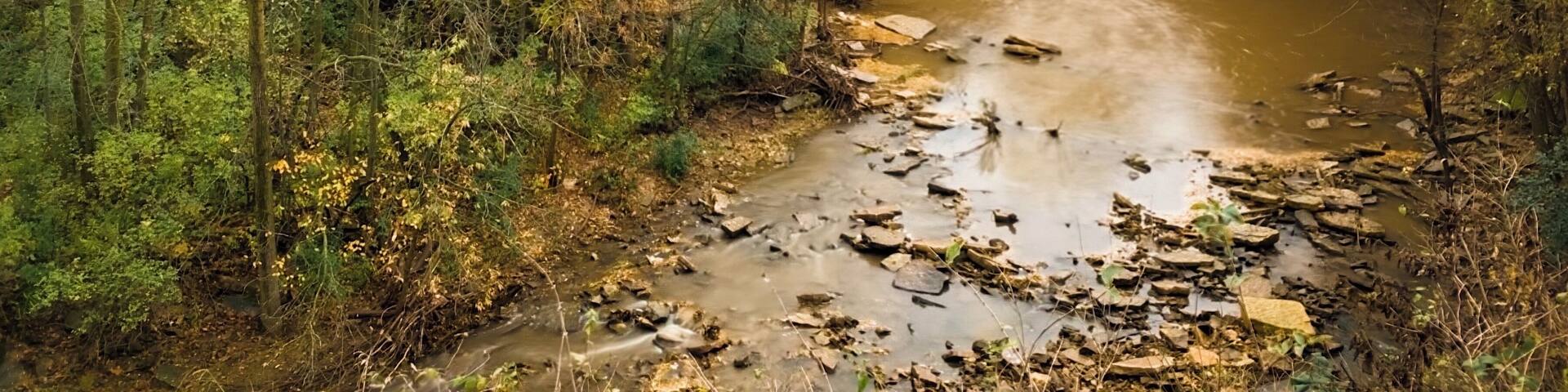 A very pretty waterfall, with an easily accessible overlook.