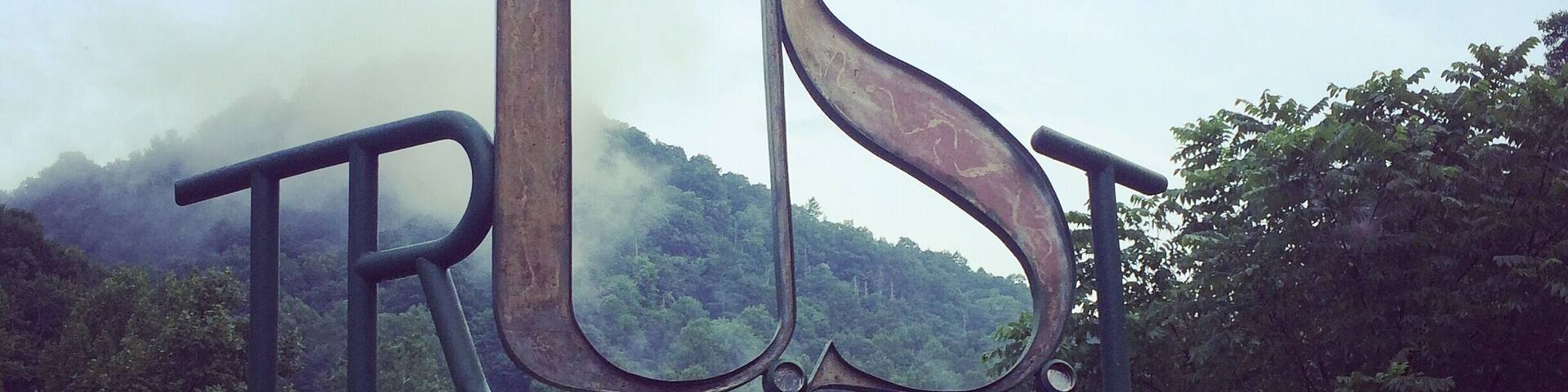 Winding roads and dream locations