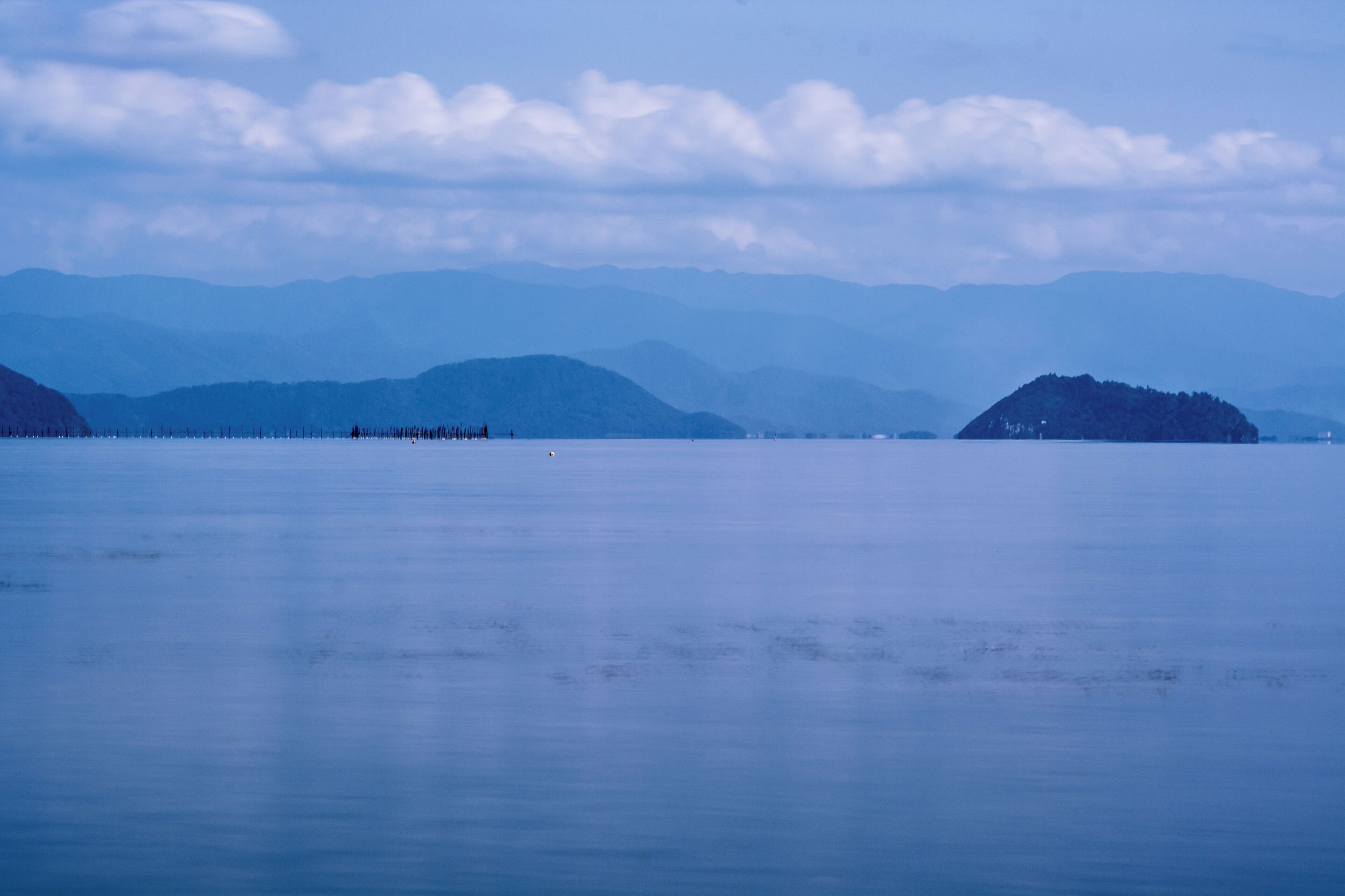 The island on the right is Chikubu island. 右側に見える島が竹生島です。 [ Nikon D5200, Nikon AF-S NIKKOR 70-200mm f/2.8G ED VR II, 98mm, f/11.0, 8sec, ISO100, Neutral Density Filter, Tripod, Lightroom 5 ]