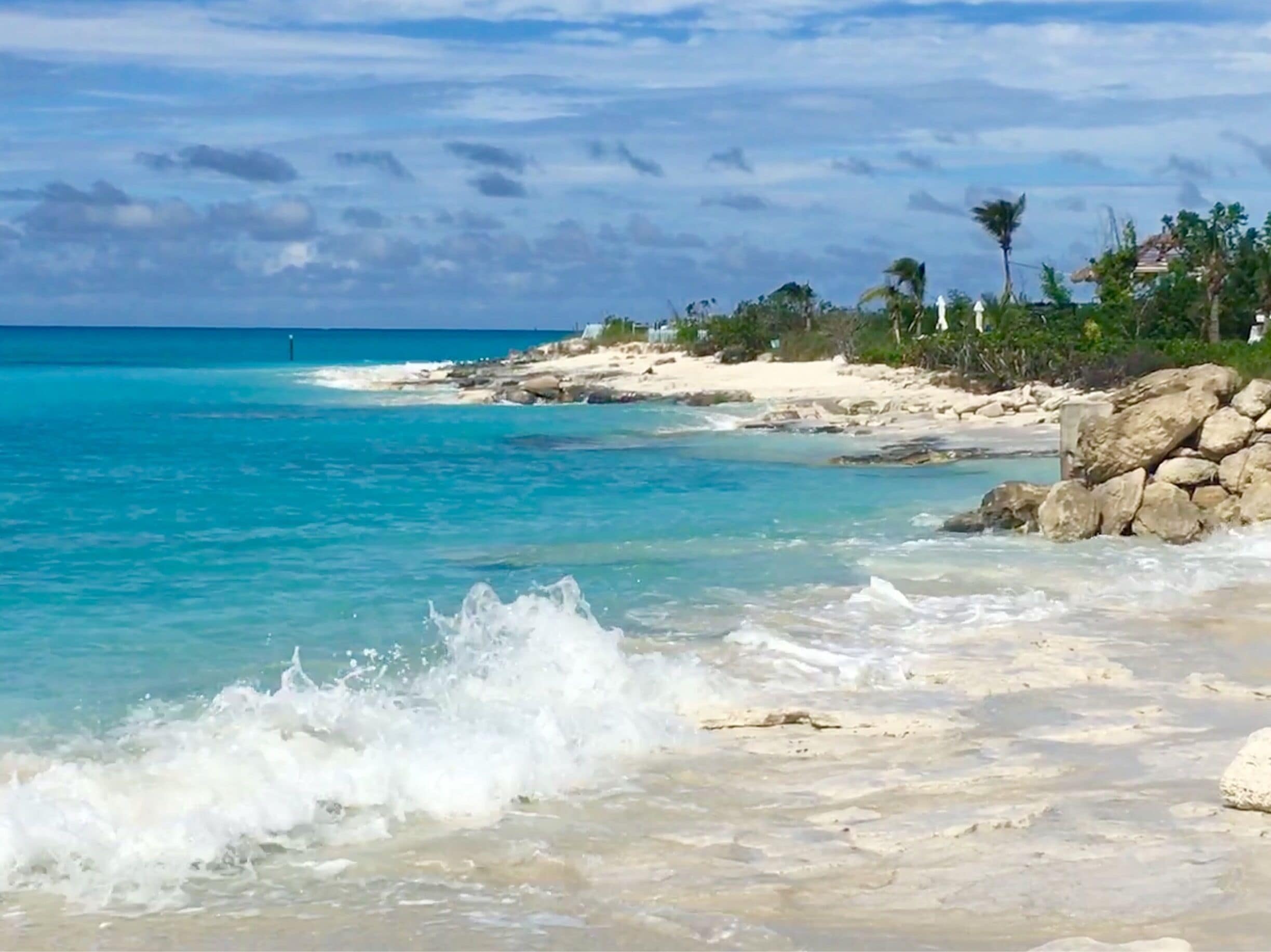 Beautiful small remote beach!!  Breathtakingly beautiful!!